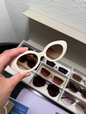 DEZI Cream Oval Retro Sunglasses